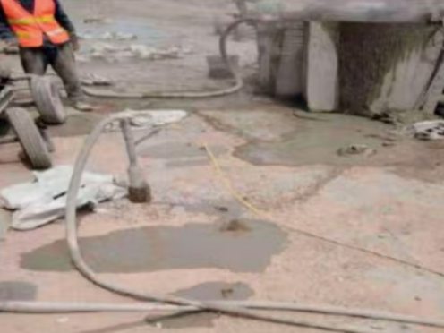 柯桥水泥混凝土路面板底注浆技术 路面脱空注浆整治方案